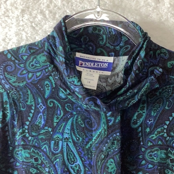 Pendleton Women’s Size 14 Paisley Button Down Long Sleeve Blouse. - Picture 2 of 10
